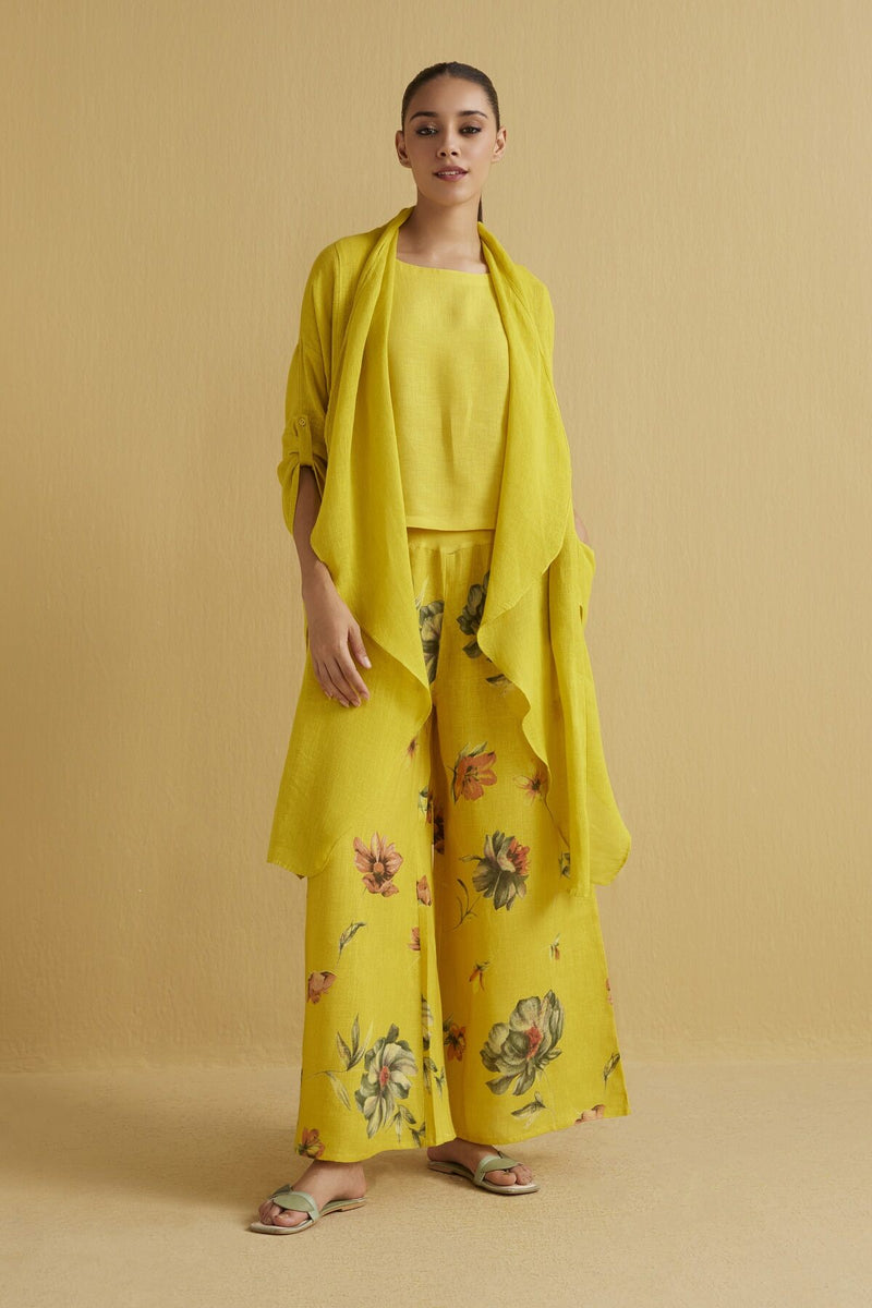 The Daffodil Cape - Yell With Us