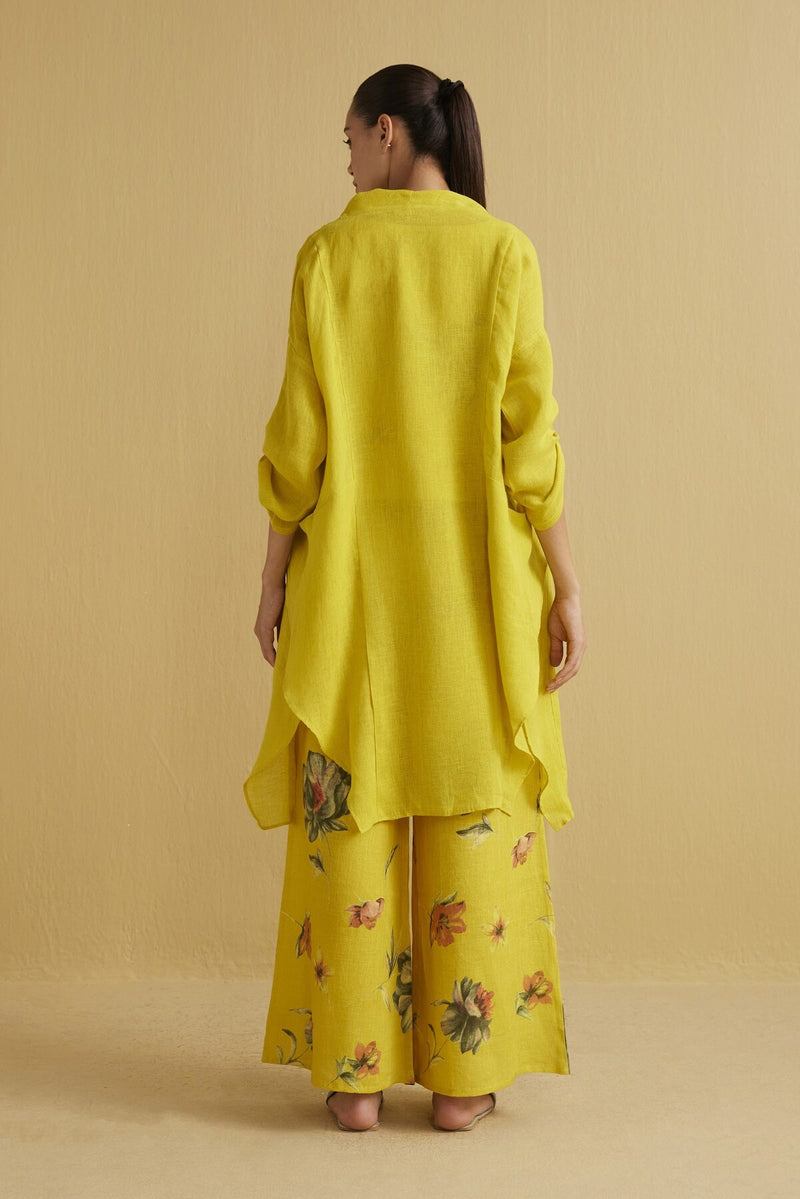 The Daffodil Cape - Yell With Us